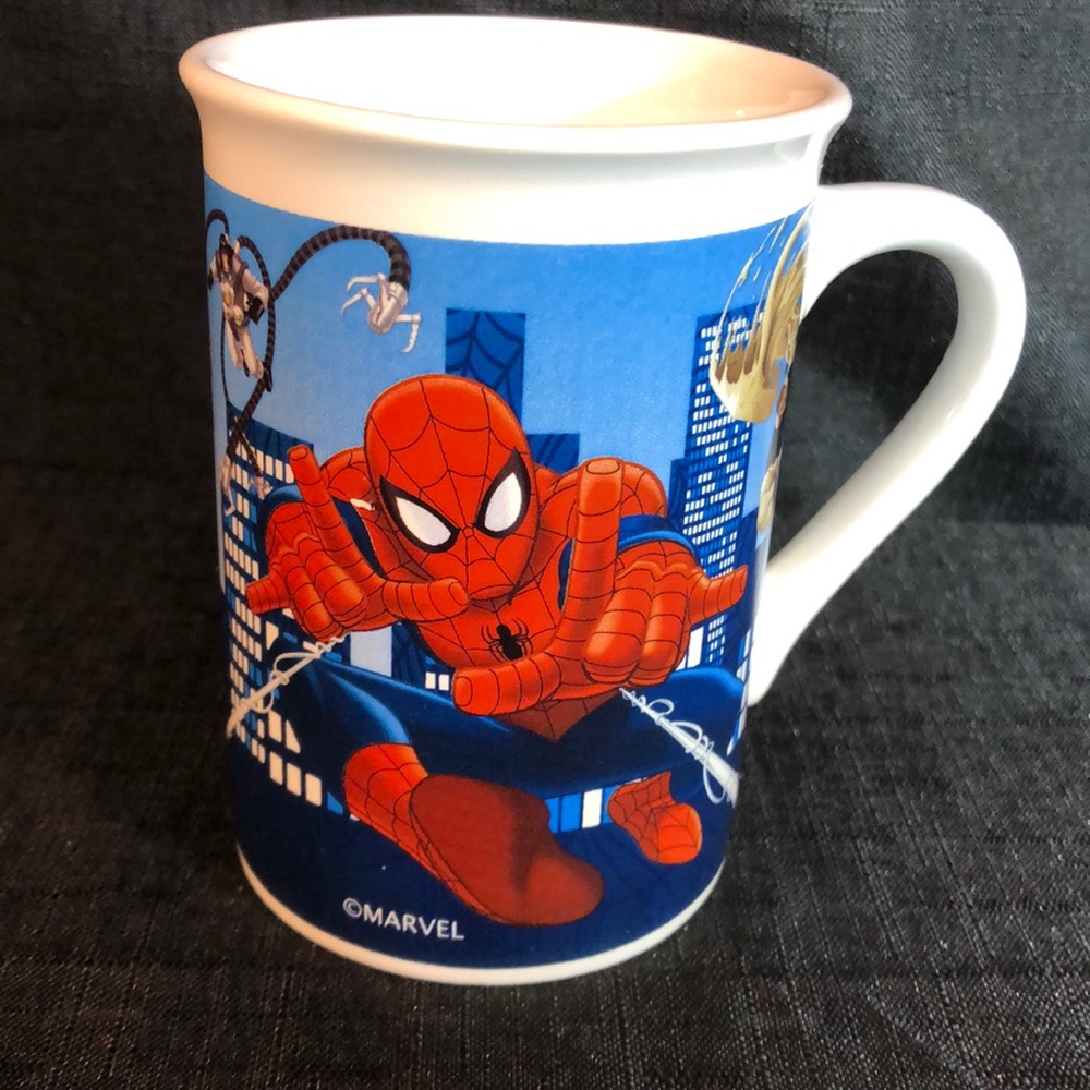 2016 Frankford Candy co Marvel Spider-Man coffee cup